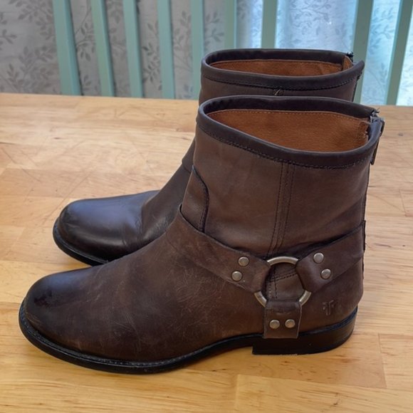 Frye women’s Phillip' Harness Short ankle leather Boots booties brown 6.5 - Picture 3 of 10